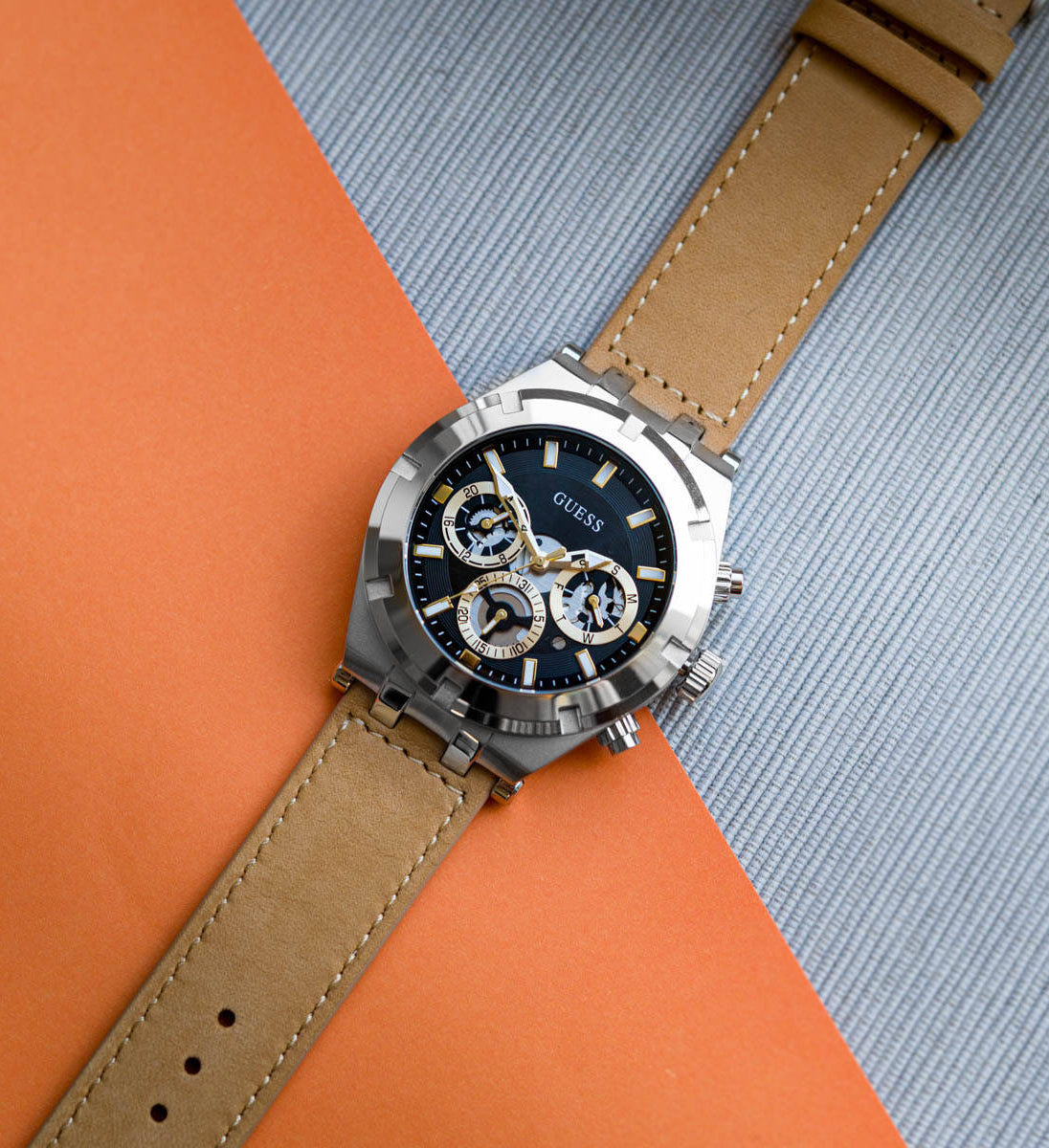 Montre analogique Guess GW0262G3