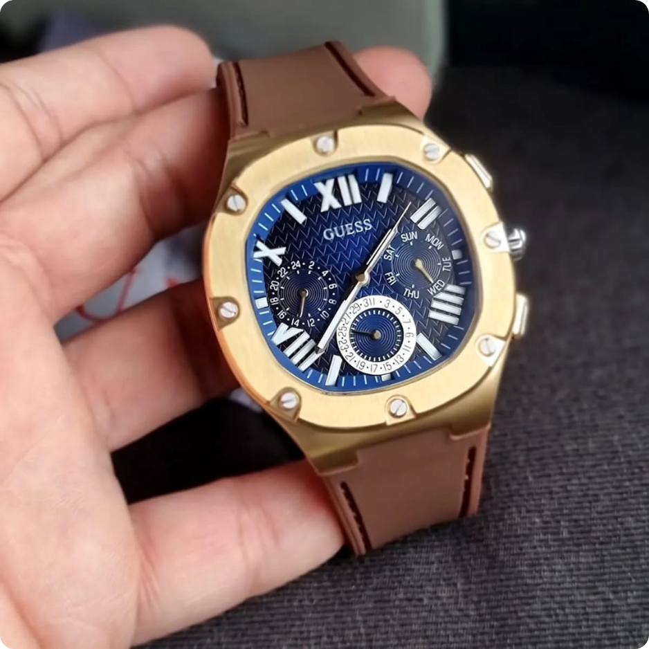 GUESS Mens Burgundy Gunmetal Multi-function Watch GW0571G5