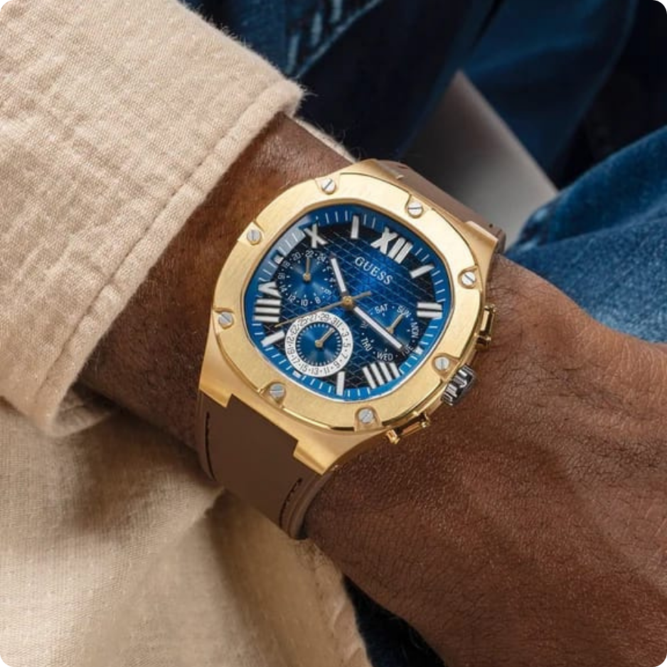 GUESS Mens Burgundy Gunmetal Multi-function Watch GW0571G5