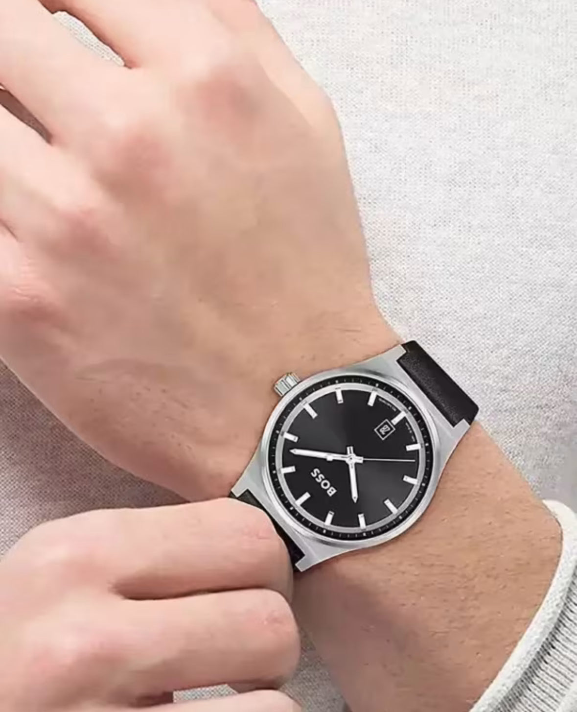 Montre Hugo Boss noir avec bracelet en cuir