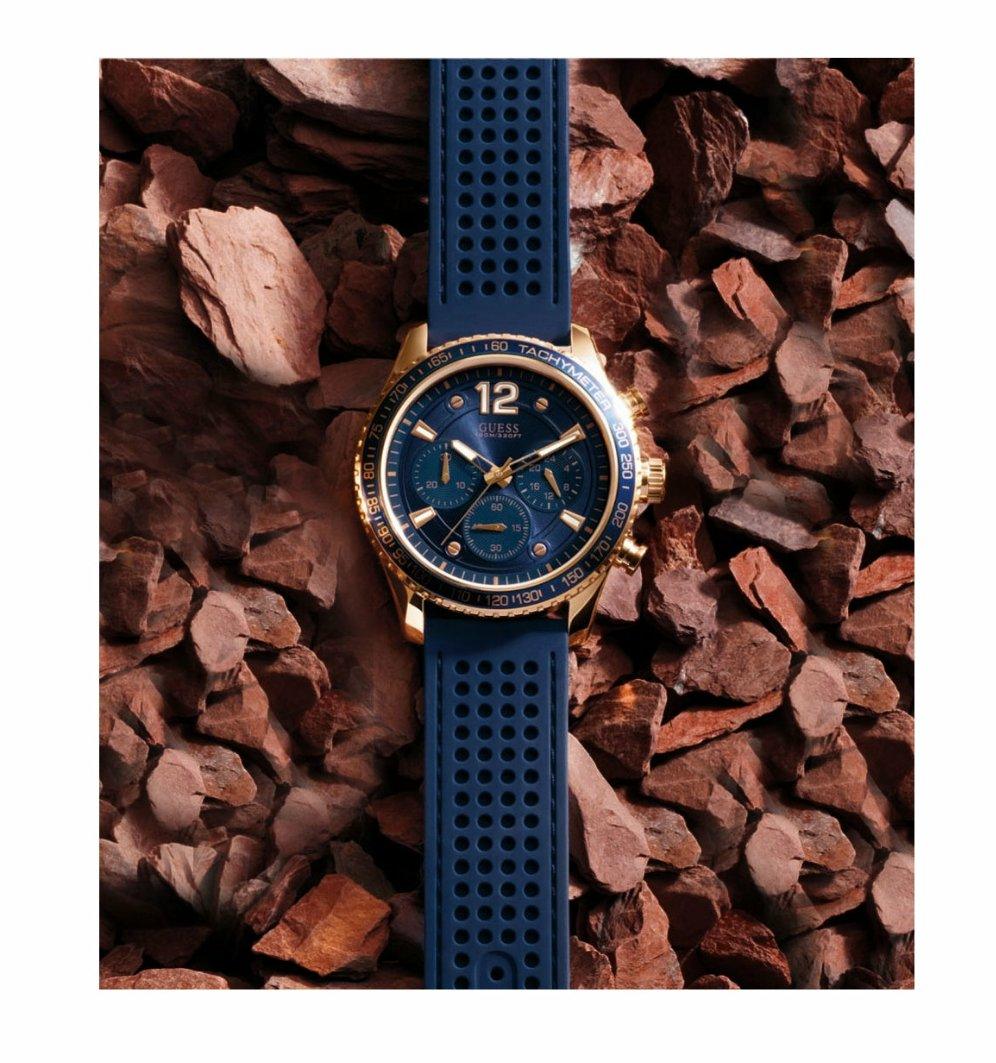 Montre pour homme Guess W0971G3