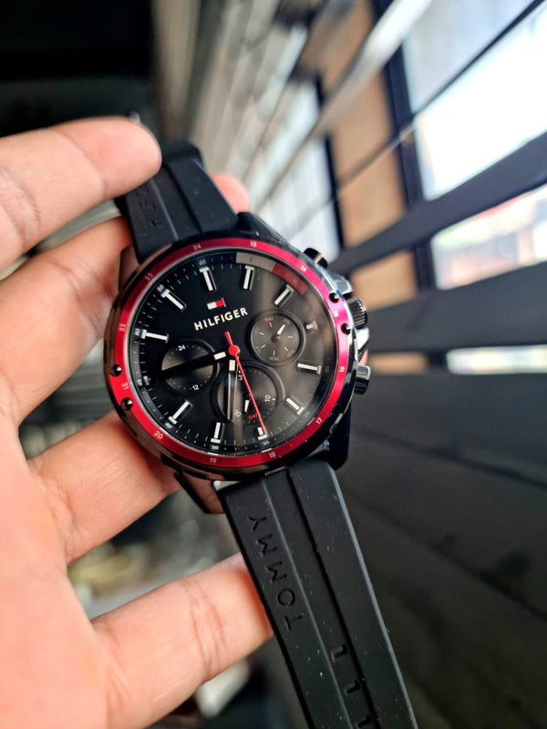 Montre homme Tommy Hilfiger TH1791793 L-943