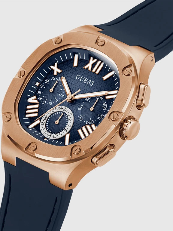 GUESS Mens Burgundy  GW0571G2